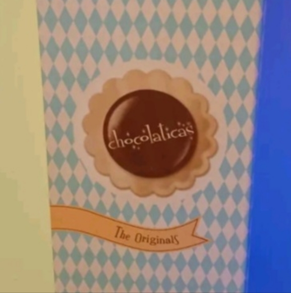 Hot Chocolate BRAND NEW. NEVER WORN - Picture 3 of 3